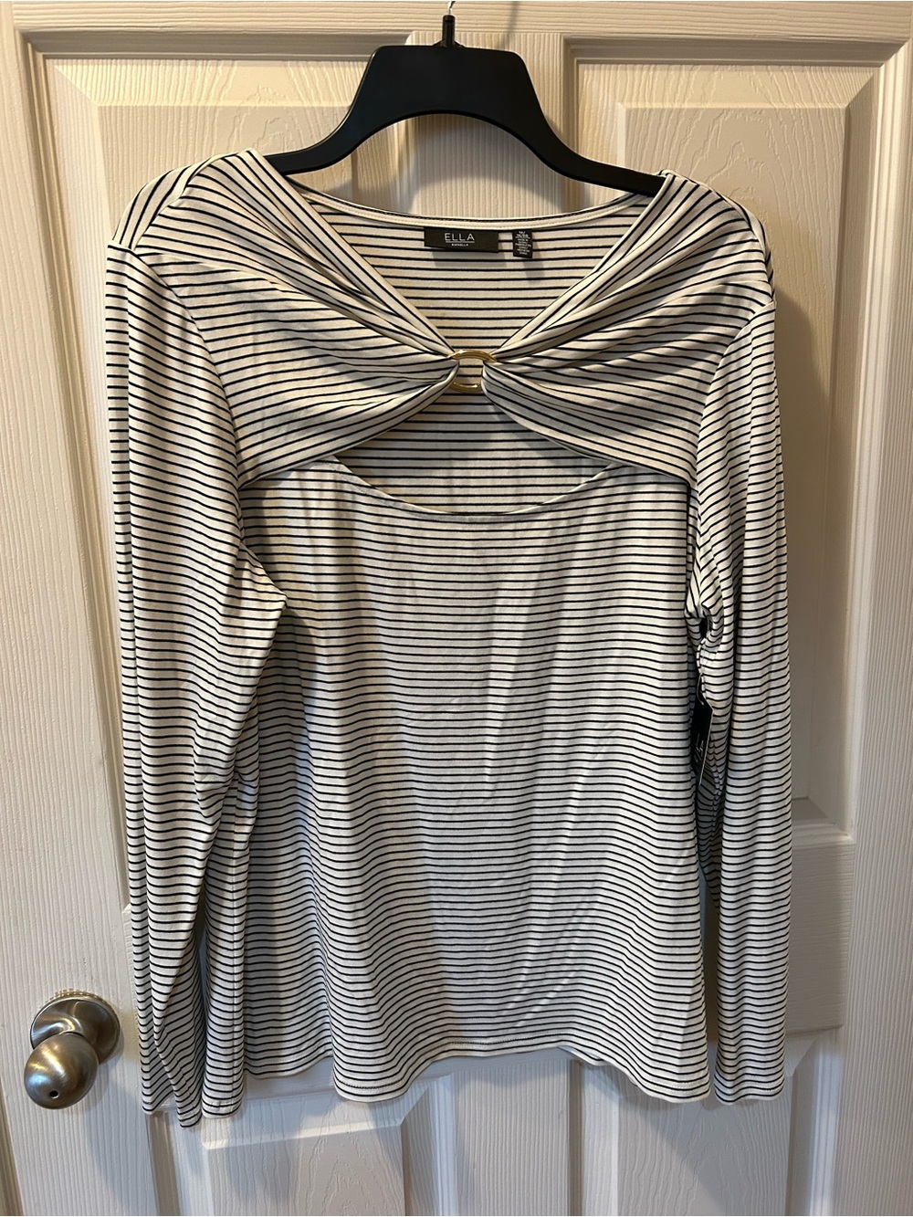 ELLA Rafaella Sport 1X Black & White Striped Long-Sleeve Twist-Front Top NWT